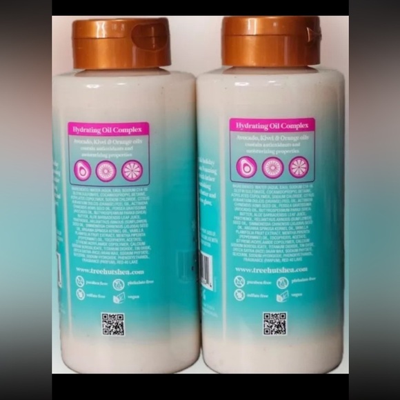 Tree Hut Candy Cane Foaming Gel Wash Hydrating Oil Complex 18 oz. LOT OF 2! - Picture 2 of 5